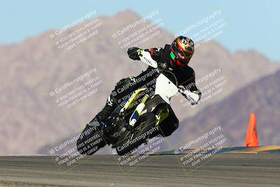 media/Feb-13-2022-SoCal Trackdays (Sun) [[c9210d39ca]]/Turn 9 (1145am)/